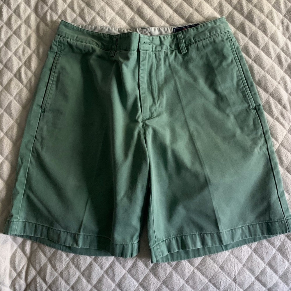 Vineyard vines shorts